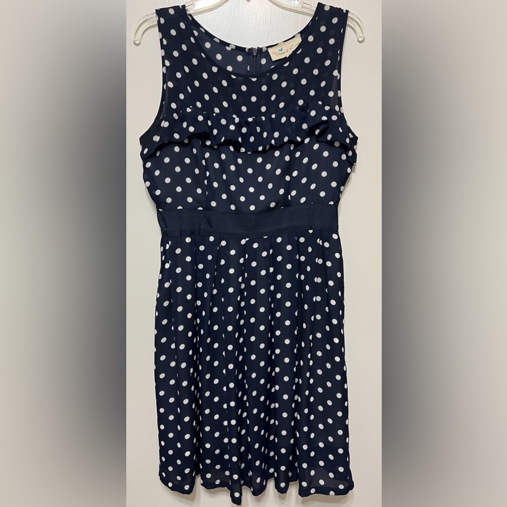 Tatiana & a touching polka dot dress
